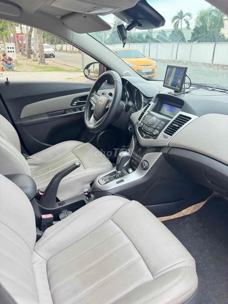Chevrolet Cruze 2014 photo 3