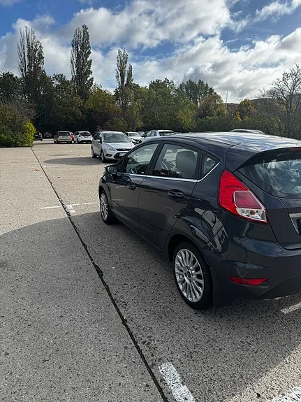 Ford Fiesta 2014 photo 4