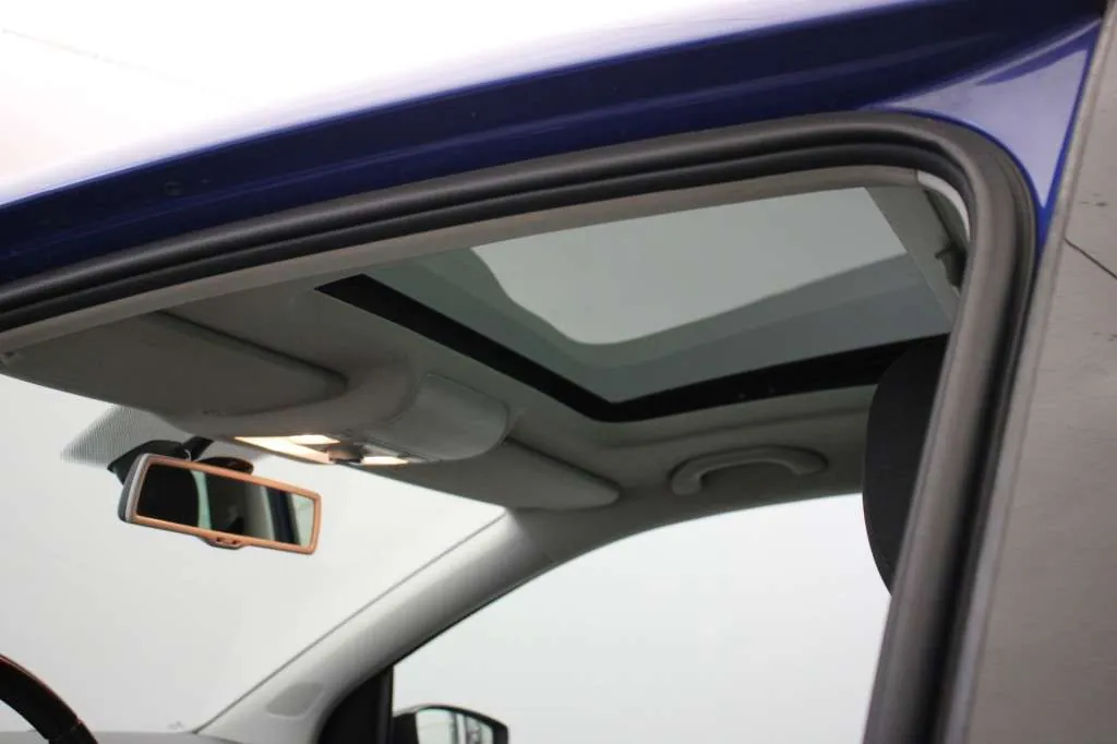 Volkswagen Polo 2011 photo 5