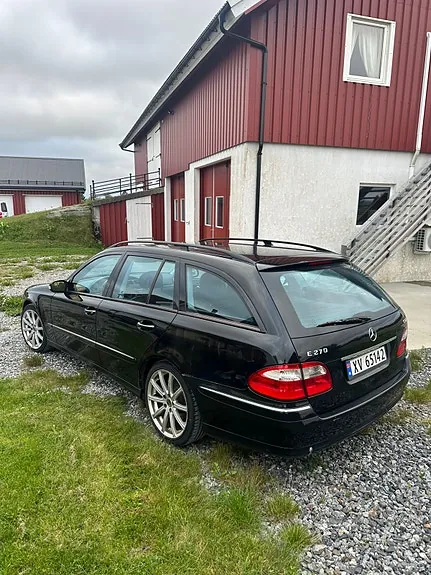 Mercedes-Benz E270 2003 photo 4