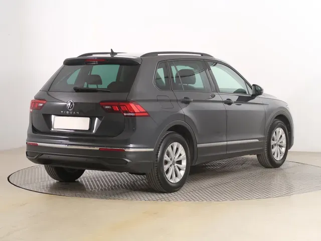Volkswagen Tiguan 2021 photo 4