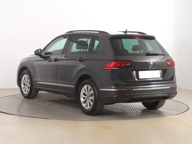 Volkswagen Tiguan 2021 photo 3