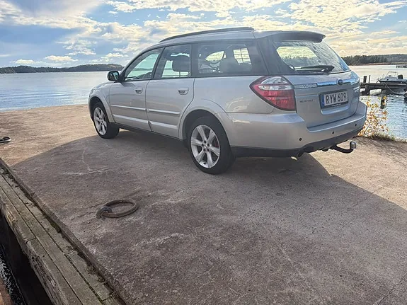 Subaru Outback 2007 photo 4