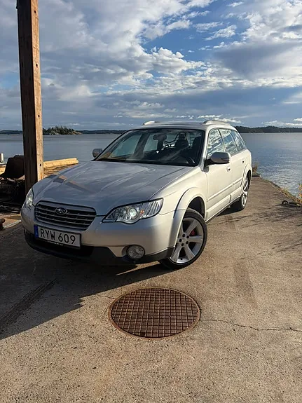 Subaru Outback 2007 photo 2
