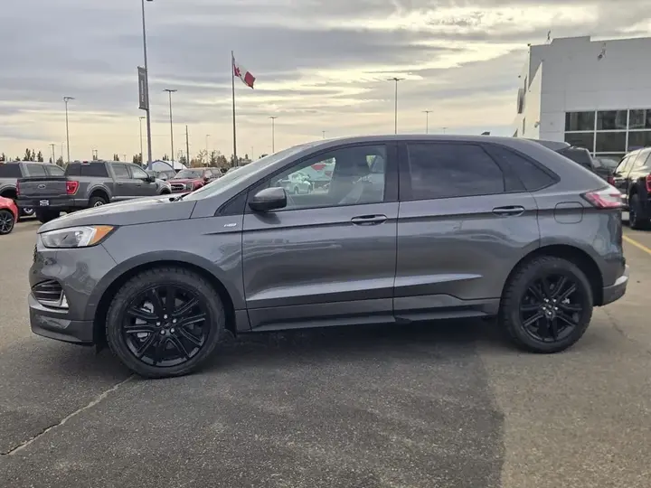 Ford Edge 2022 photo 4