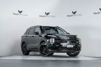 Mitsubishi Outlander 2022 photo 2