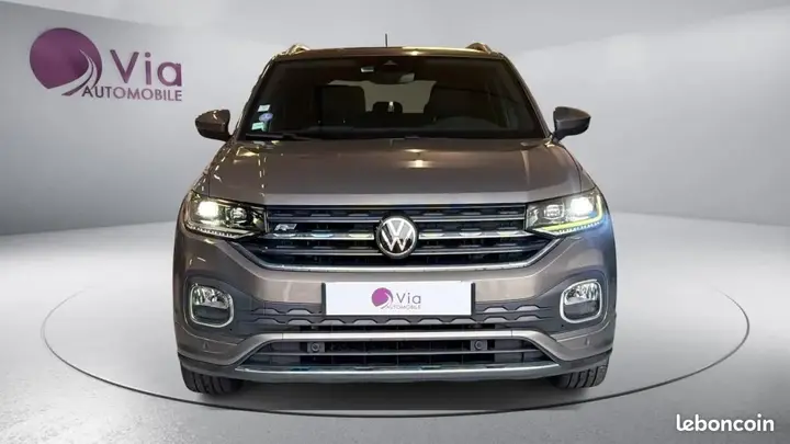 Volkswagen T-Cross 2021 photo 2