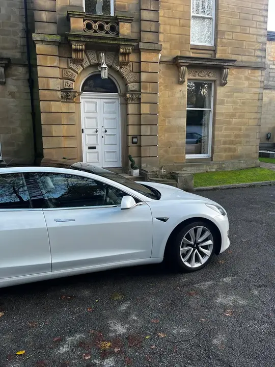 Tesla Model 3 2019 photo 2