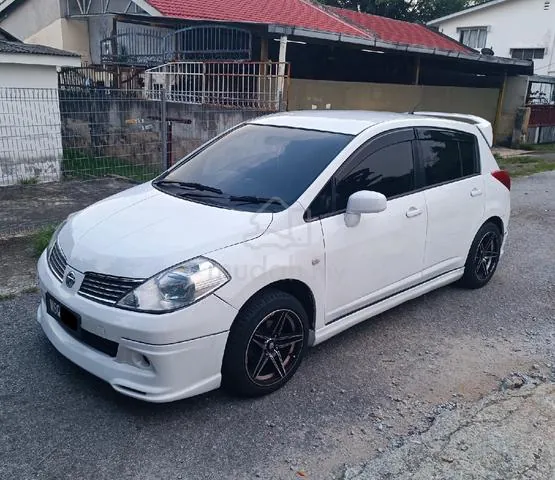 Nissan Latio