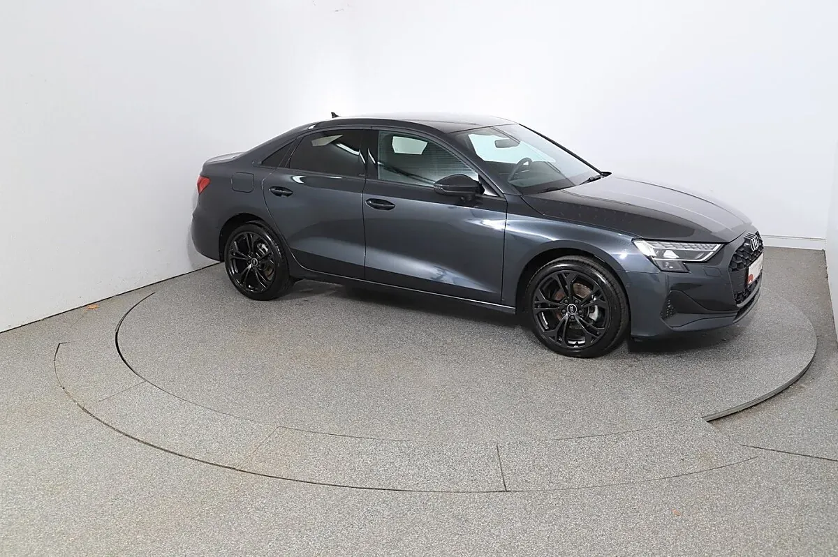Audi A3 2025 photo 3