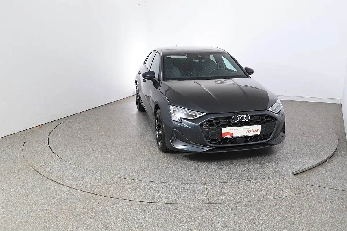 Audi A3 2025 photo 2