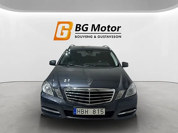Mercedes-Benz E220 2011 photo 2