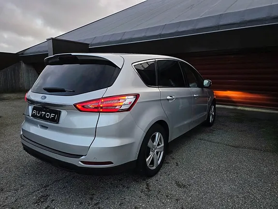 Ford S-Max 2015 photo 4