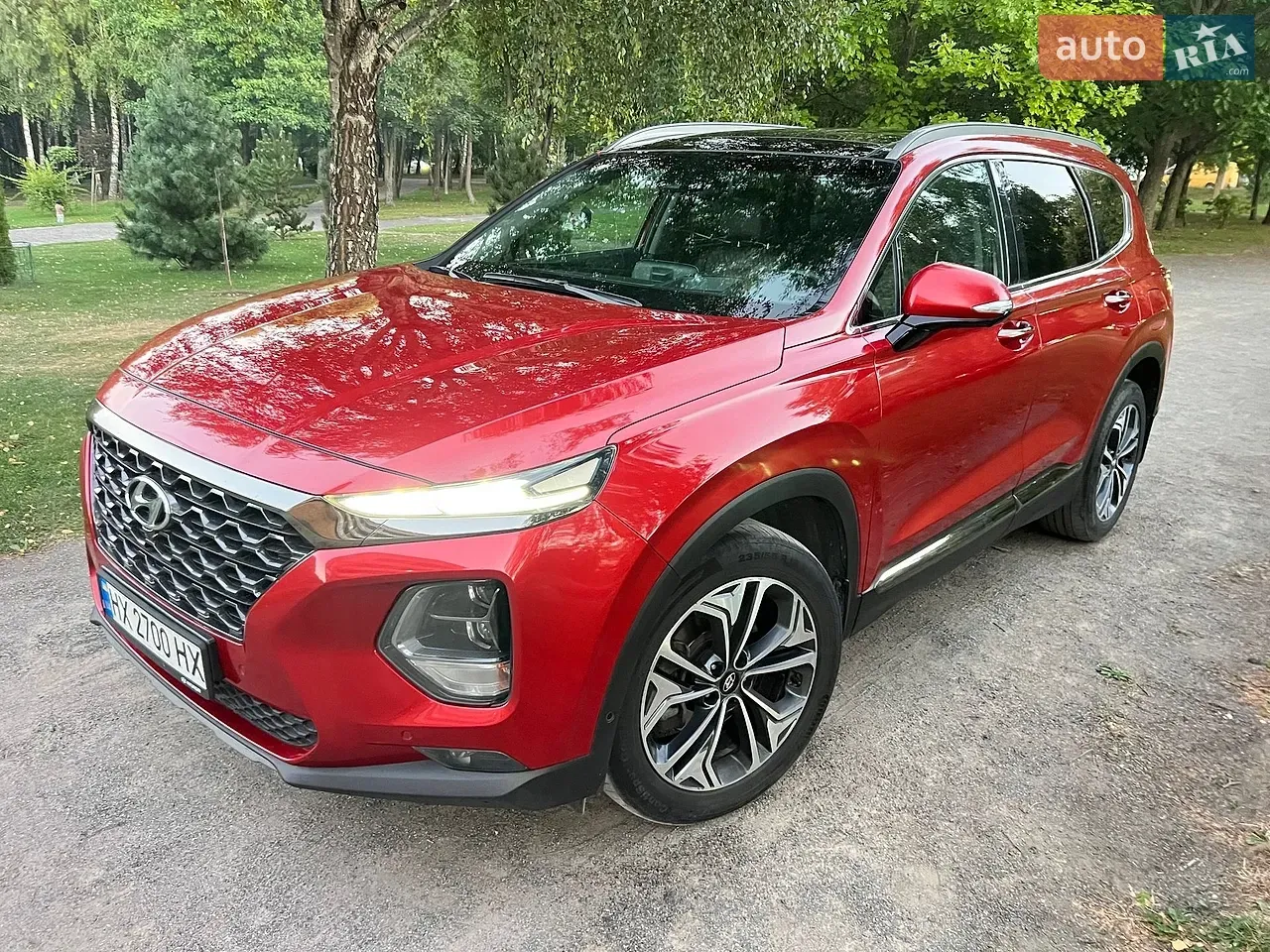 Hyundai Santa Fe 2018 photo 2