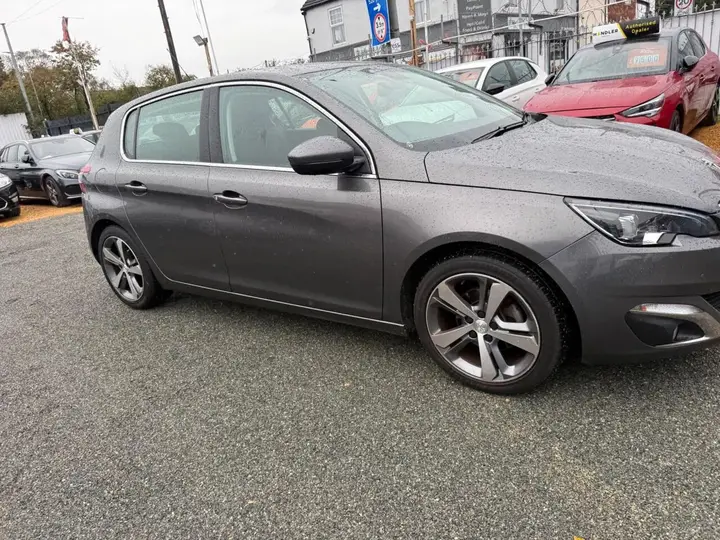 Peugeot 308 2017 photo 4