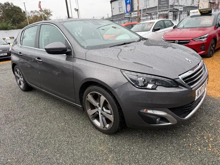 Peugeot 308 2017 photo 3