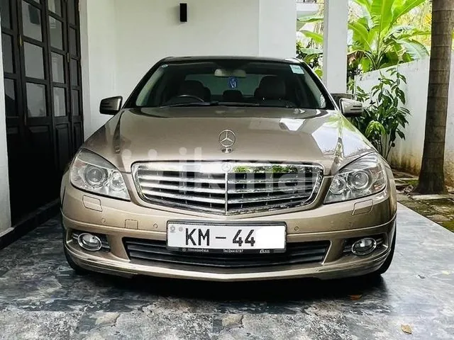 Mercedes-Benz C180