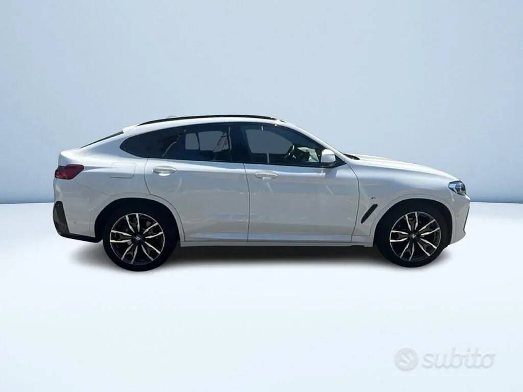 BMW X4 2022 photo 4