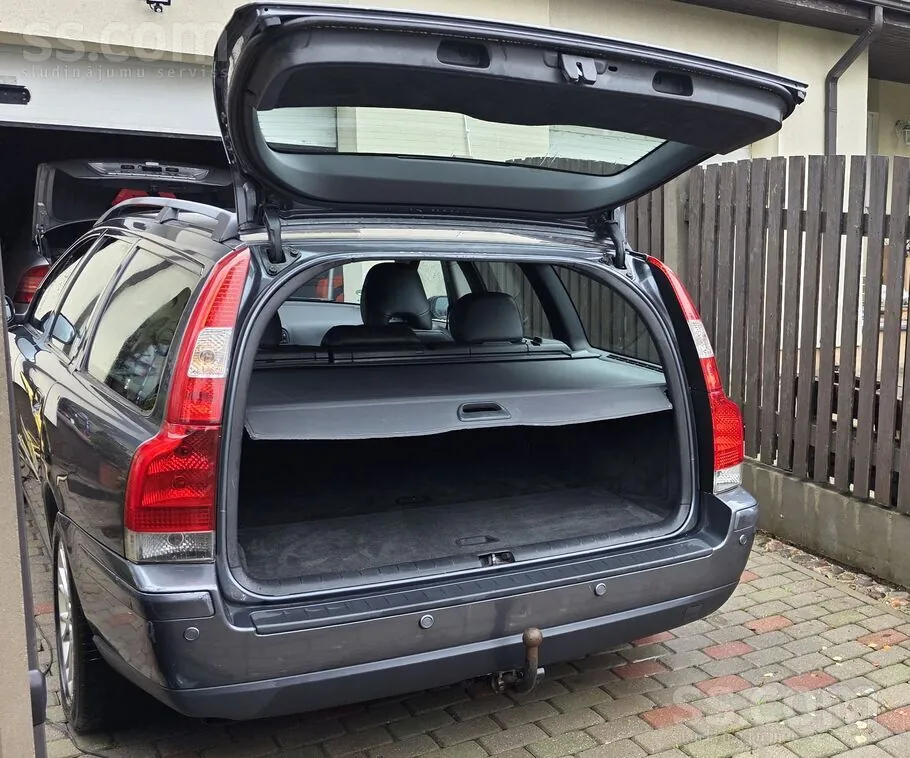 Volvo V70 2006 photo 4
