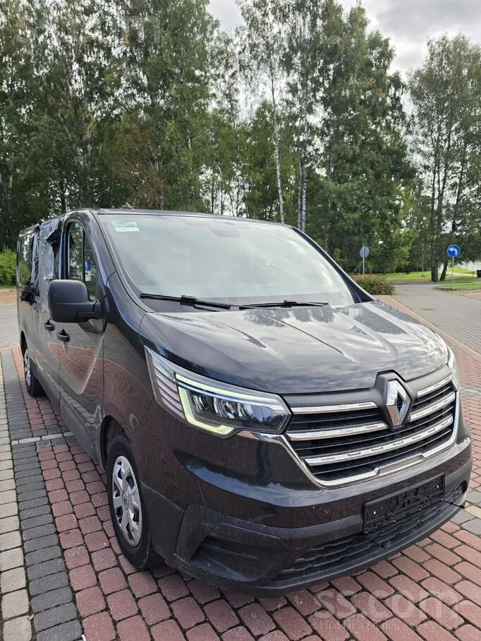 Renault Trafic 2023 photo 2