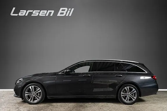 Mercedes-Benz E400 2023 photo 3