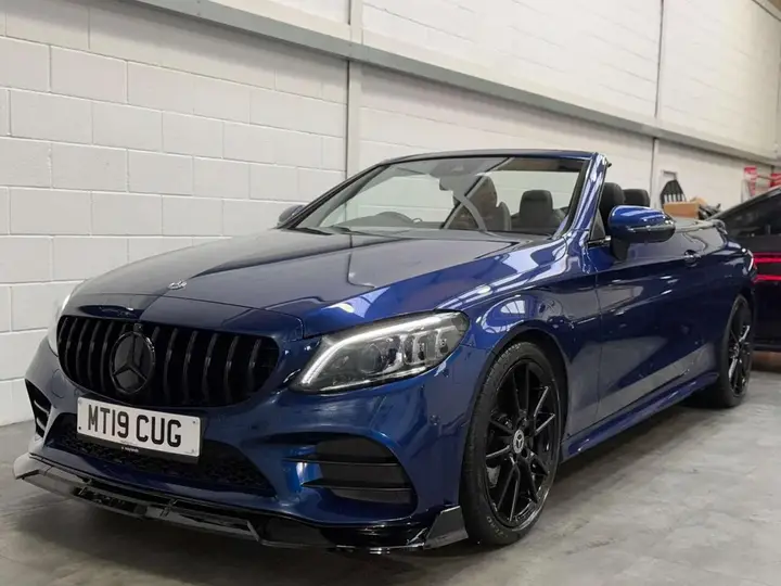 Mercedes-Benz C-Class 2019 photo 3