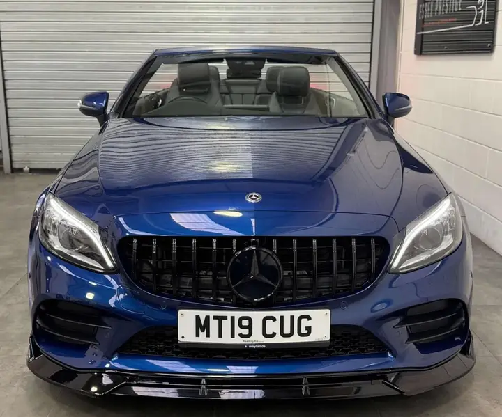 Mercedes-Benz C-Class 2019 photo 2
