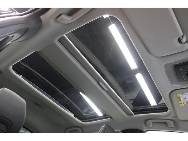 Toyota Prius Z 2026 photo 5