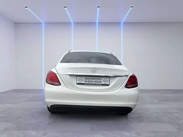 Mercedes-Benz C180 2017 photo 5