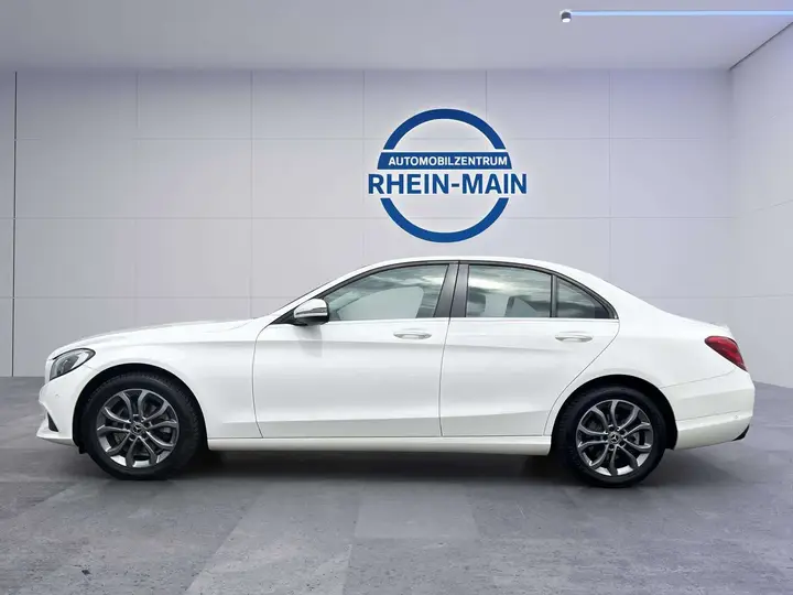 Mercedes-Benz C180 2017 photo 3