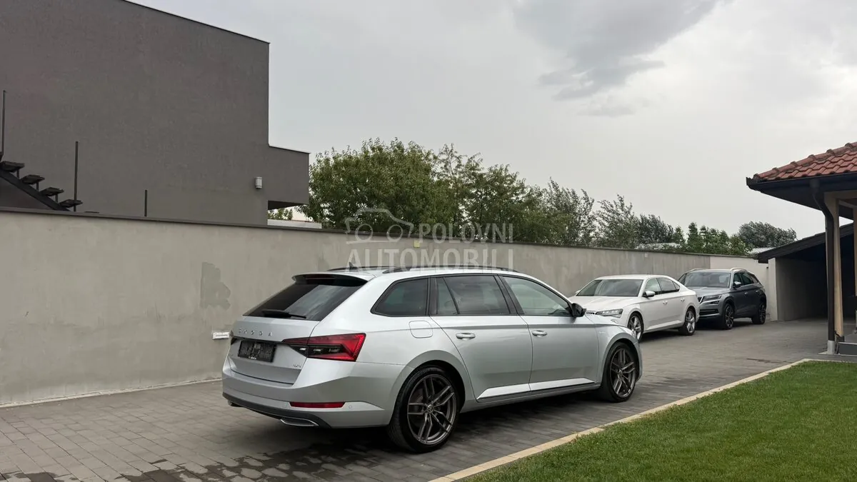 Skoda Superb 2019 photo 5