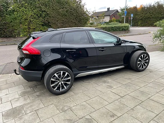 Volvo V40 Cross Country 2019 photo 3