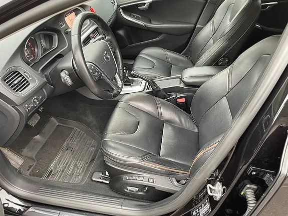 Volvo V40 Cross Country 2019 photo 5