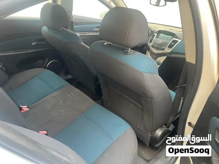 Chevrolet Cruze 2011 photo 3