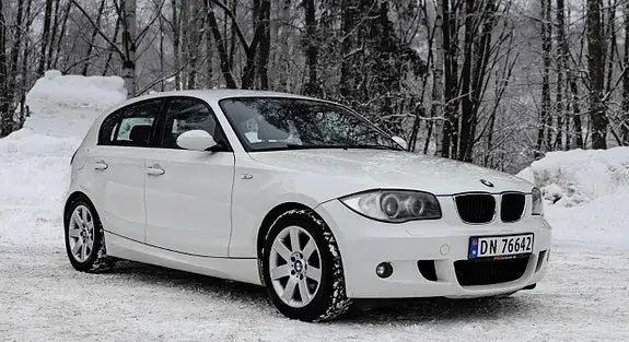 BMW 118D 2008 photo 2