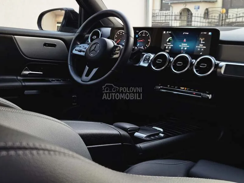 Mercedes-Benz Glb 200 2022 photo 3