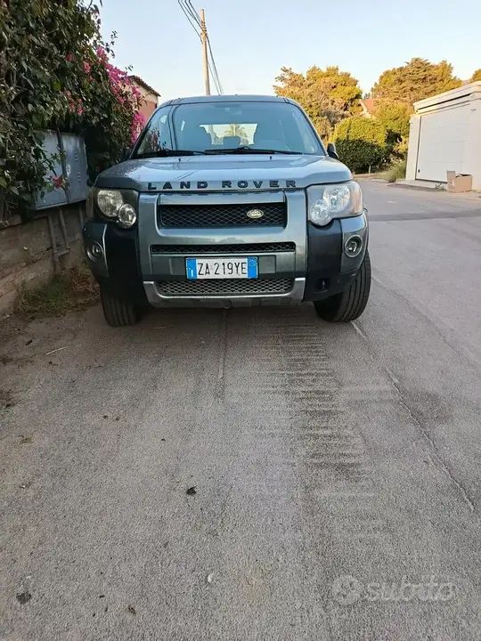 Land Rover Freelander 2005 photo 5