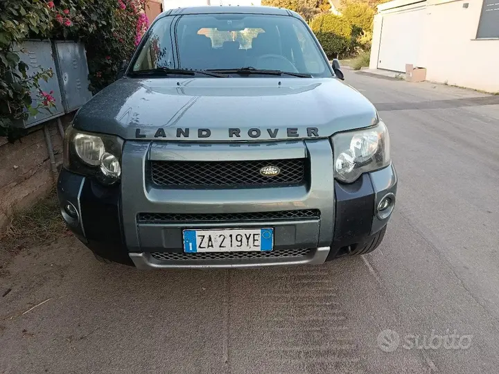 Land Rover Freelander 2005 photo 4