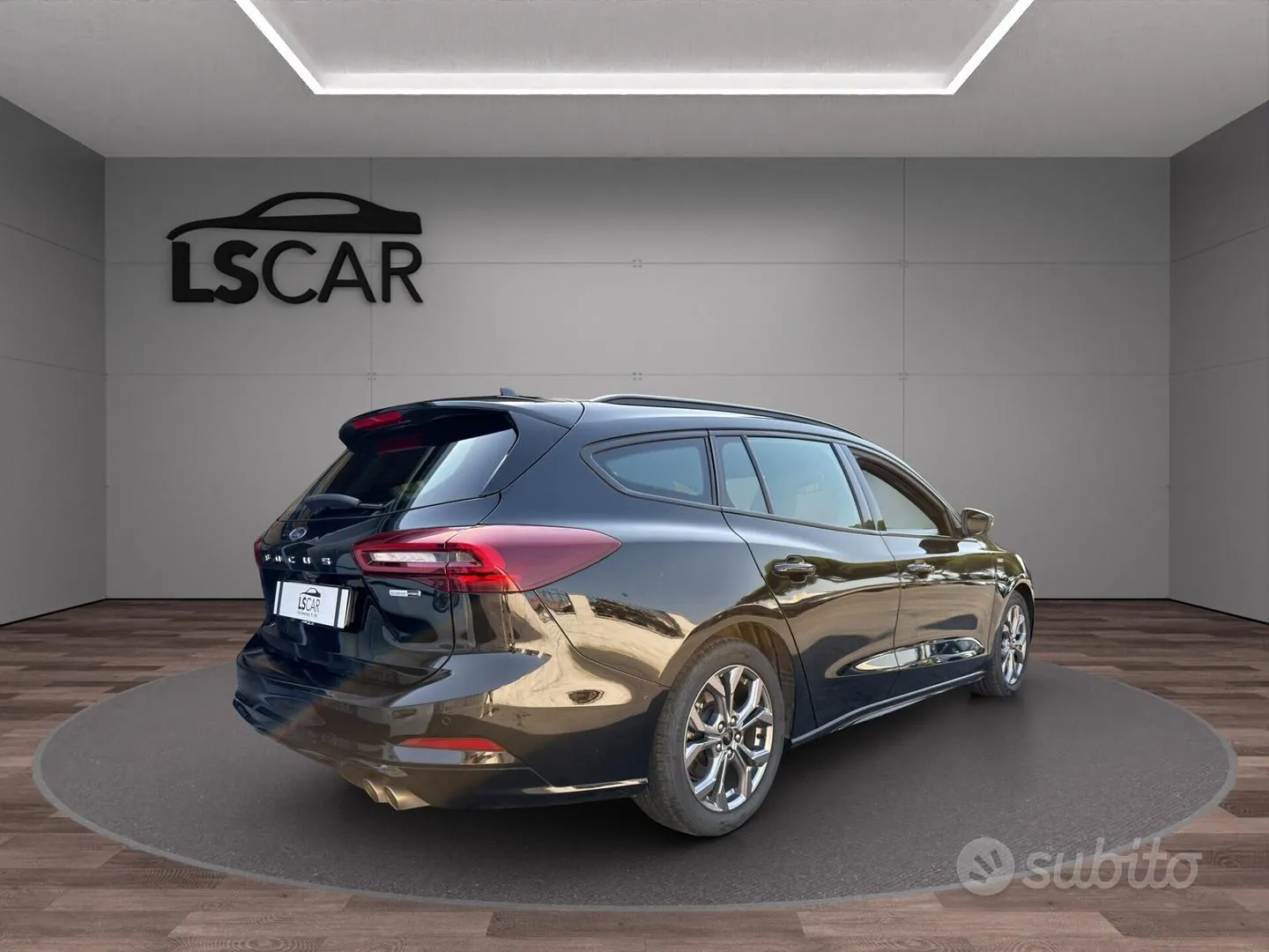 Ford Focus 2023 photo 3