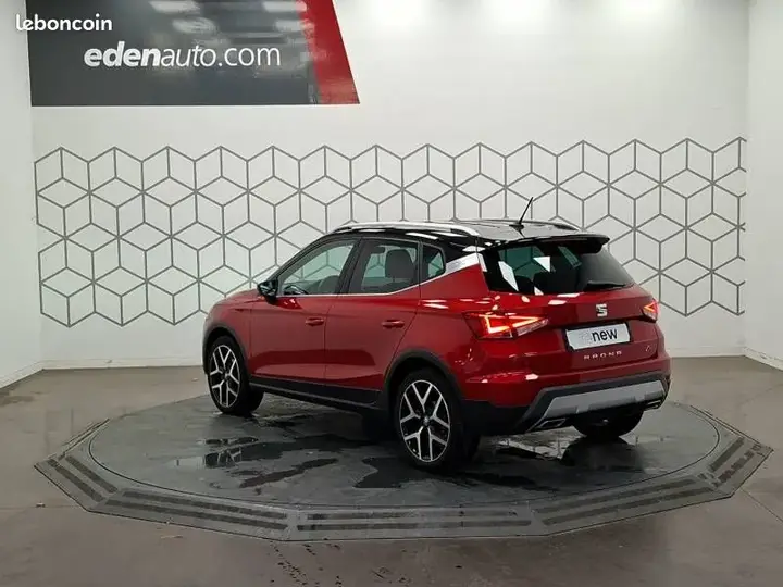 Seat Arona 2019 photo 3