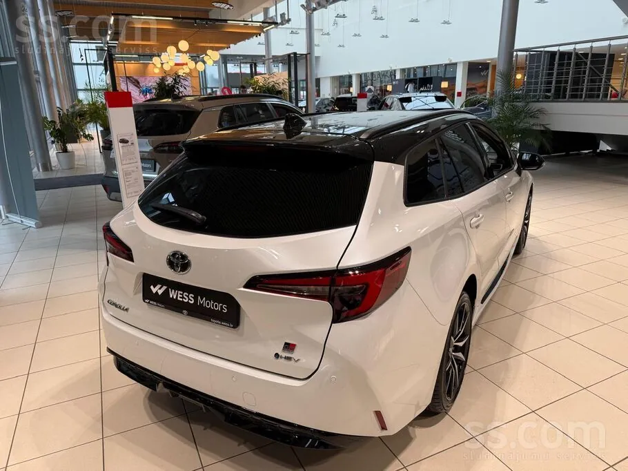 Toyota Corolla 2026 photo 2