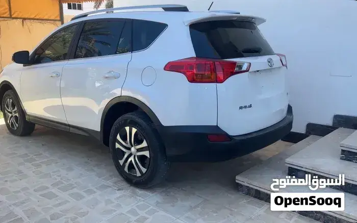 Toyota Rav4 2014 photo 3
