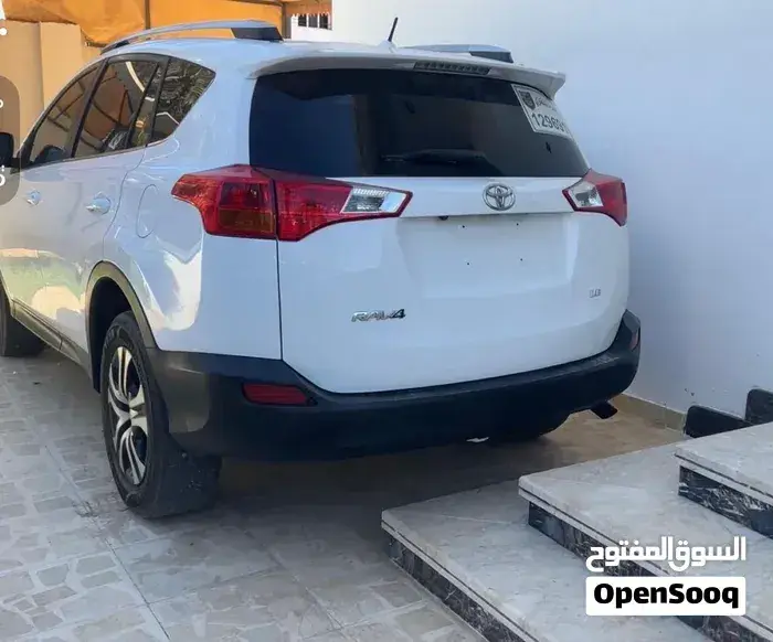 Toyota Rav4 2014 photo 2