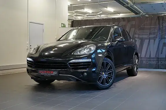 Porsche Cayenne 2011 photo 3