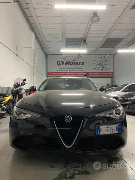 Alfa Romeo Giulia 2018 photo 2