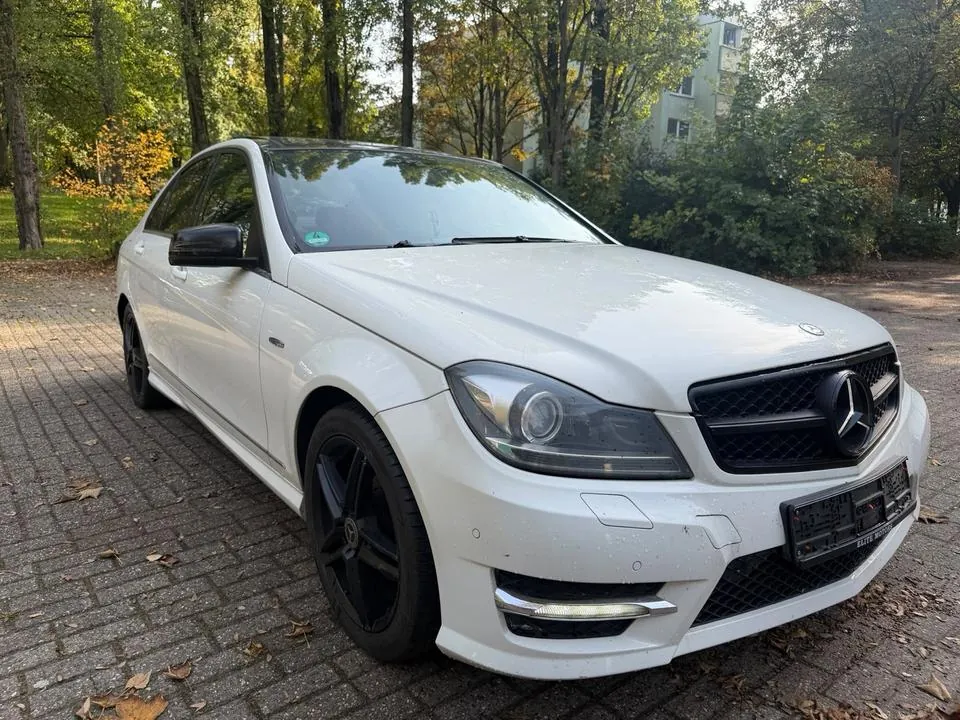Mercedes-Benz C 180 Cgi