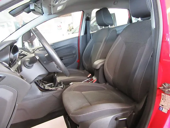 Ford Fiesta 2016 photo 3