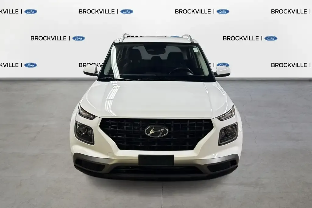 Hyundai Venue 2025 photo 2