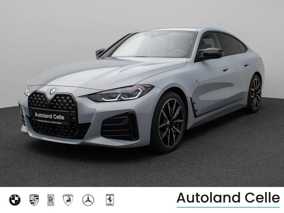 BMW M440I