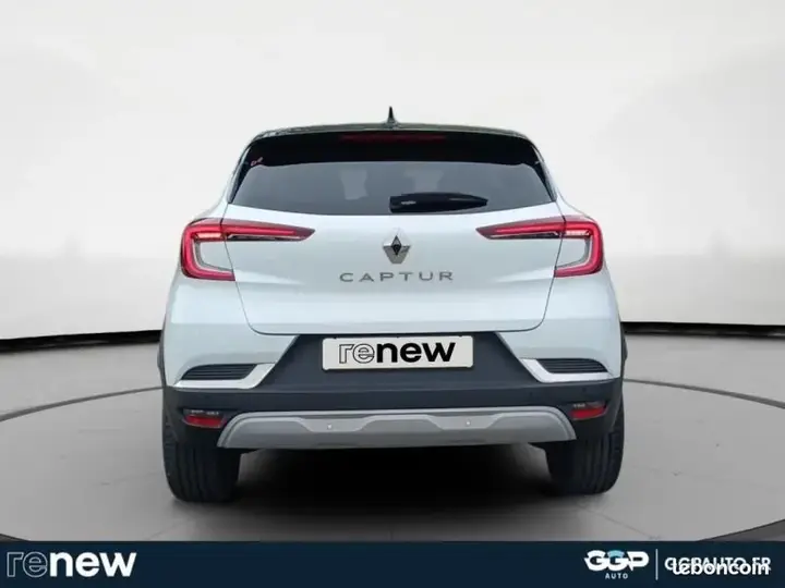 Renault Captur 2023 photo 4